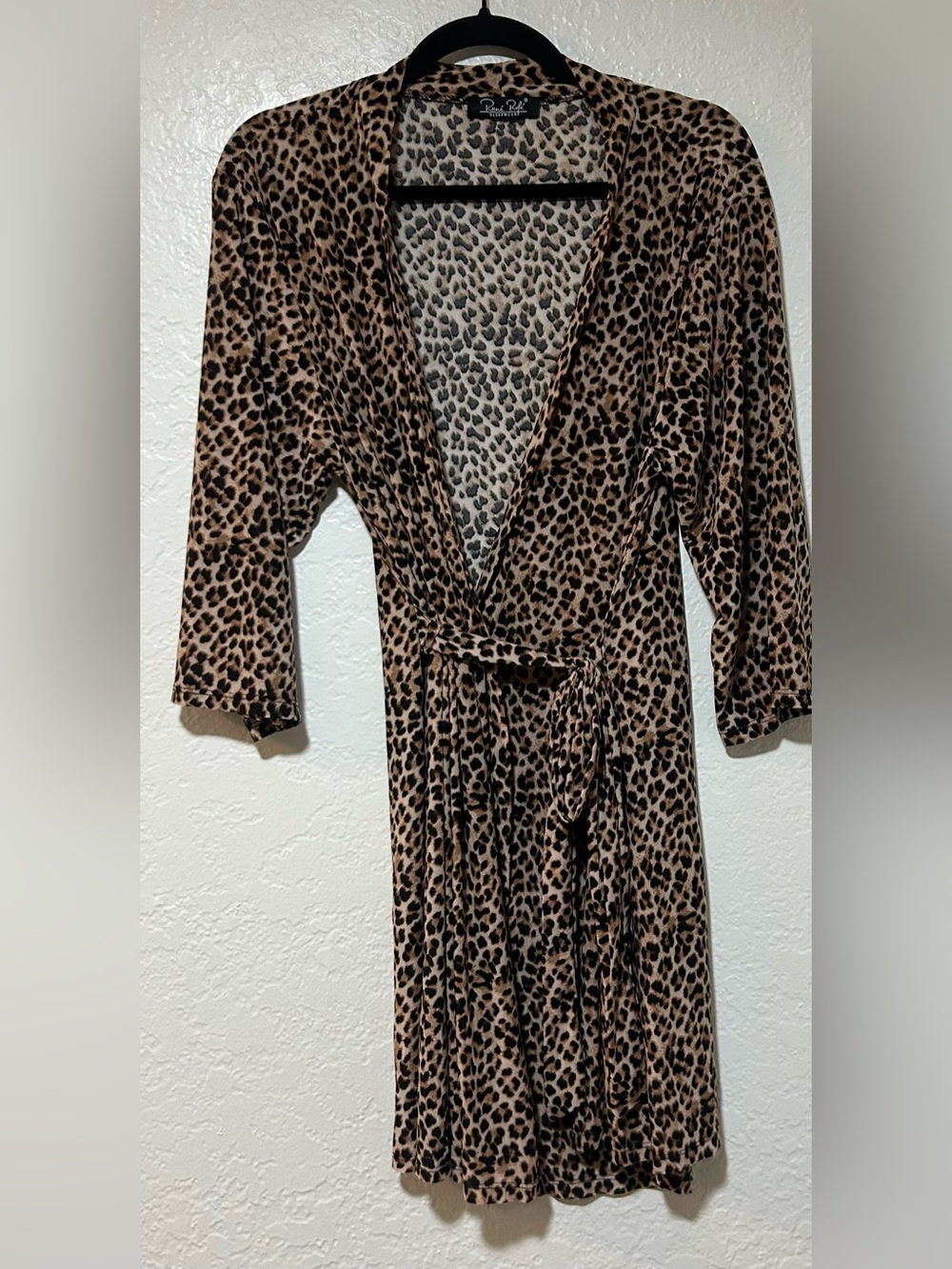 Rene Rofe Leopard Print Kimono Wrap Robe - Picture 5 of 5